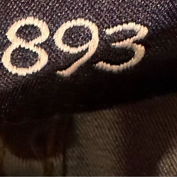 R1893 Blue Flower Print Shorts - Picture 5 of 6